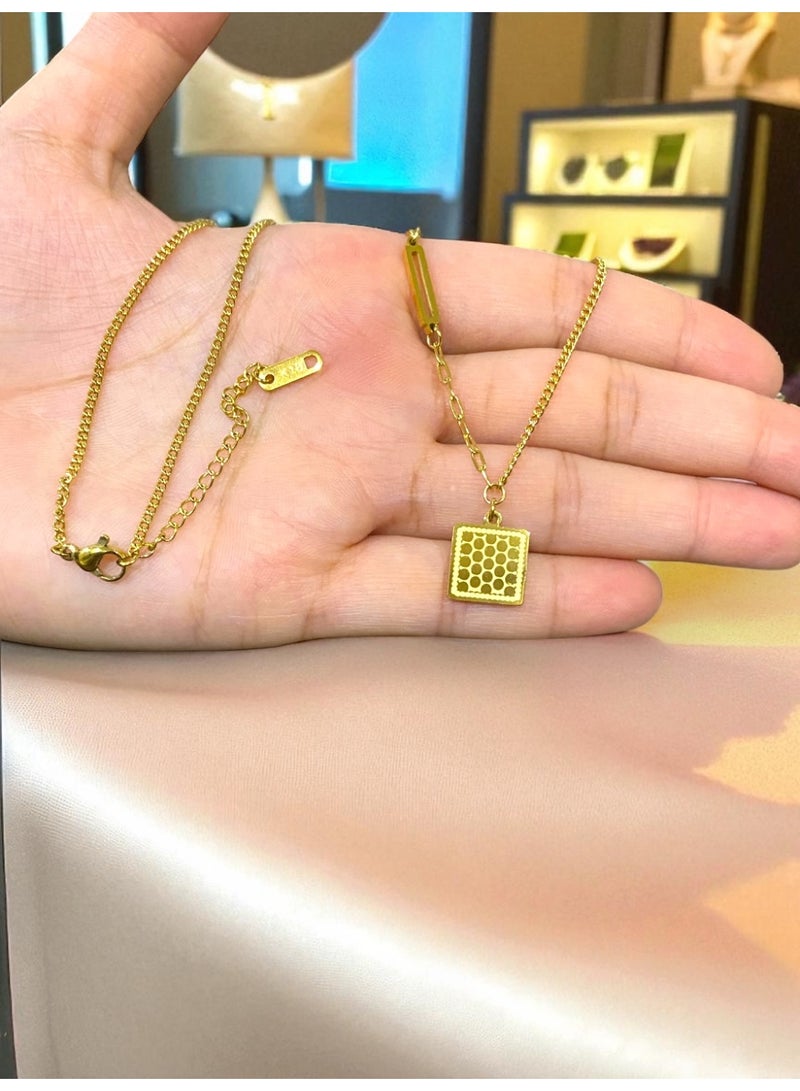 18k Gold Plated Stainless Steel Necklace For Women - Image 3